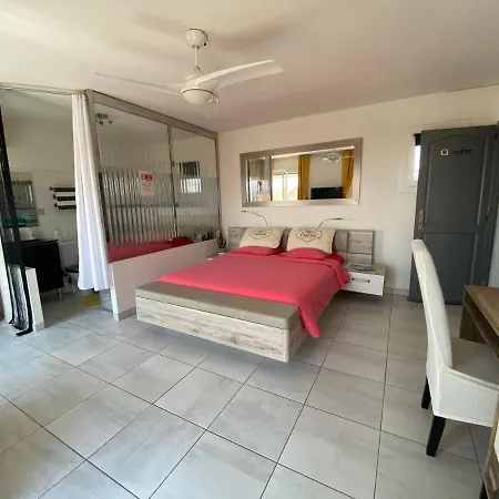 Bed & Breakfast Charmante Avec Vue *